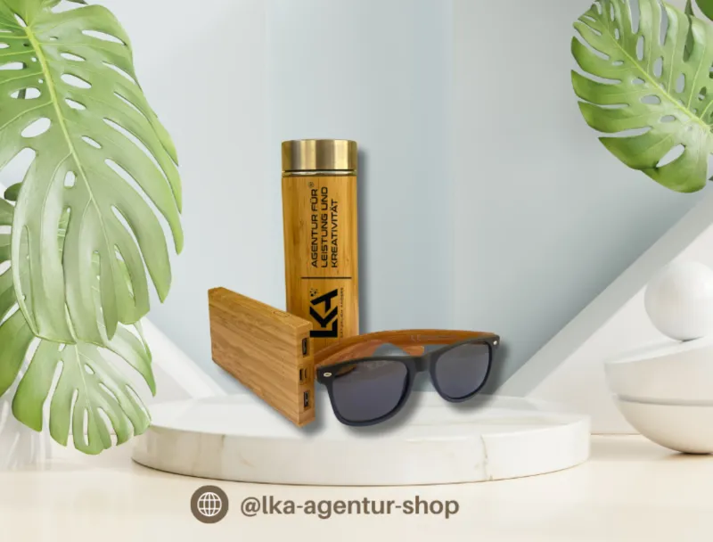Personalisierte LKA Werbeartikel aus Holz mit Sonnenbrille und gebrandeten Give-aways
